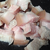 红烧肉卤蛋的做法图解2