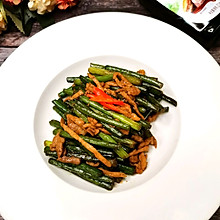 年夜饭菜单——蒜苔炒肉