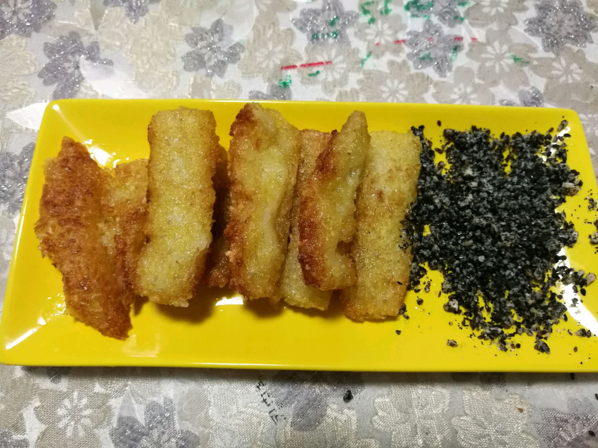 Fried glutinous rice cake