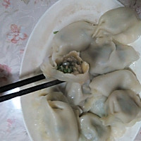 香菜猪肉水饺的做法图解5