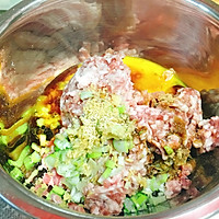 辣椒酿肉的做法图解1