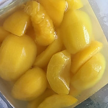 黄桃糖水罐头