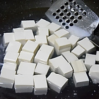 蟹黄豆腐家常做法的做法图解3