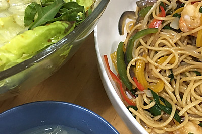 不想吃饭的晚餐 黑椒虾仁炒面