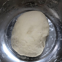 外酥里软葱油饼的做法图解1