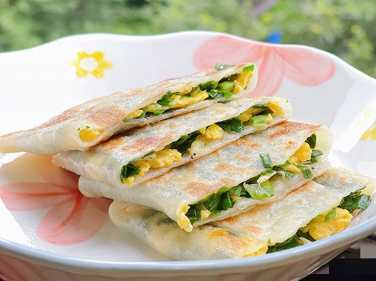 韭菜馅饼 还是自己种的香的做法