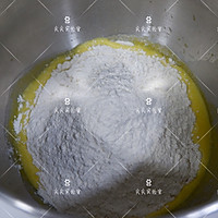 南瓜玉米面包（一次发酵）#美味烤箱菜，就等你来做！#的做法图解3