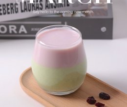 #莓语健康日记#粉粉嫩嫩的蔓越莓牛油果混合奶昔的做法