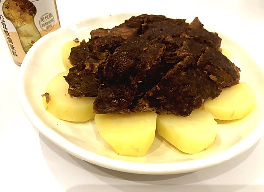 土豆蒸牦牛肉饼