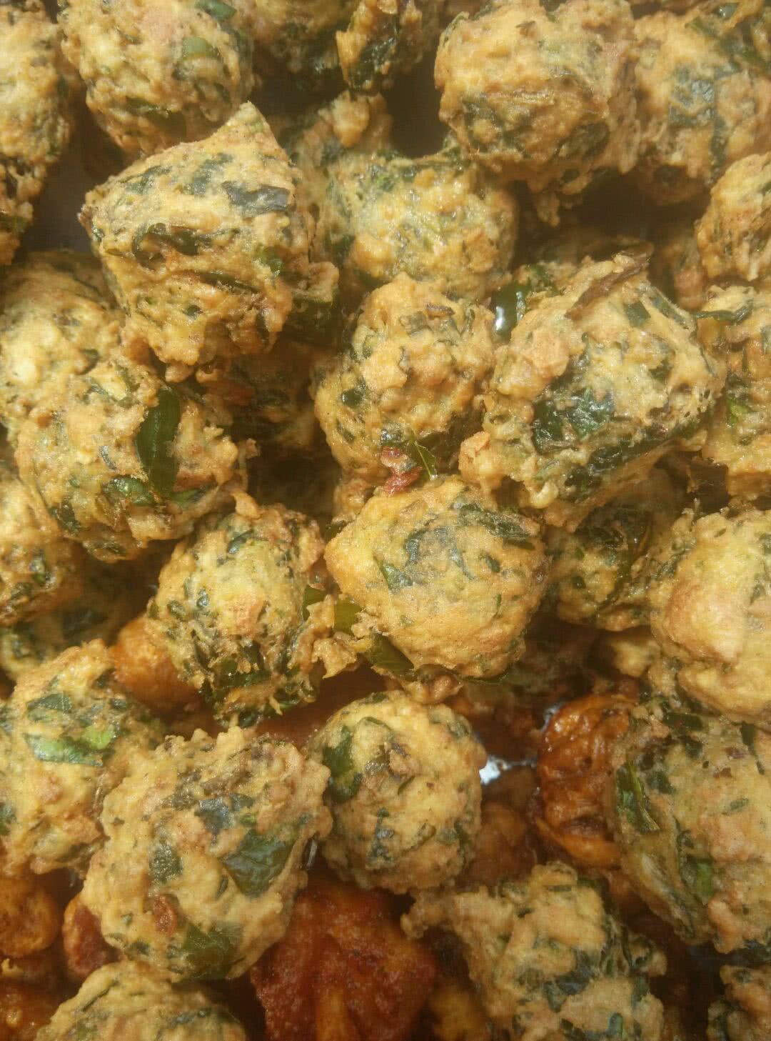 Fried spinach balls