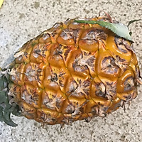 虾仁菠萝炒饭的做法图解1