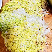 白菜虾仁荷包蛋汤的做法图解2