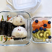 红豆饭团：正是好时节，带着饭团去踏青吧