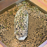 全麦坚果蔓越莓奶酪欧包的做法图解10