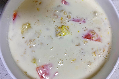 燕麦牛奶水果