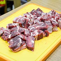 #做出牛肉的分寸感#电饭煲牛肉炖土豆胡萝卜的做法图解2