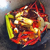 在家也可以制作的火锅鸡的做法图解3