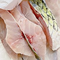 腐竹焖鱼的做法图解2