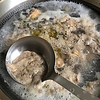 电高压锅猪肚鸡的做法图解2