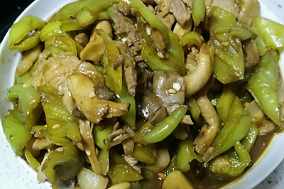解馋菜  青椒蘑菇炒肉片