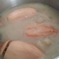 绿豆莲藕猪骨汤的做法图解5