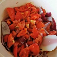 番茄虾滑粉丝煲的做法图解3