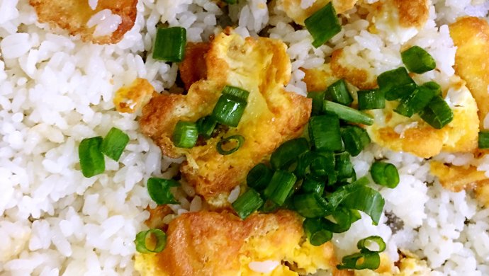 超快手蛋炒饭