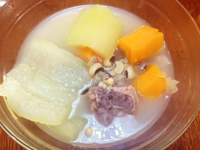 节瓜胡萝卜排骨汤的做法