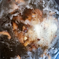 墨鱼干粉丝煲的做法图解12