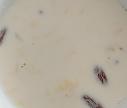 醪糟鸡蛋牛奶汤的做法