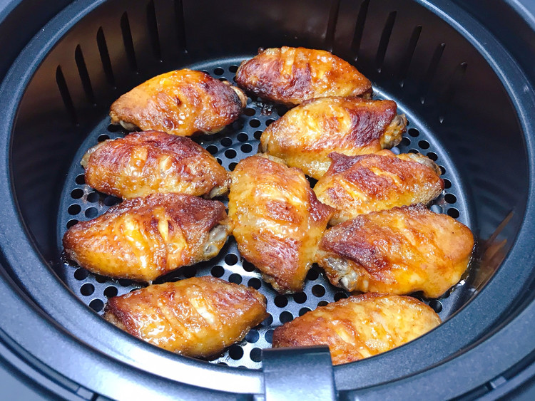 20分钟空气炸锅美食：奥尔良烤鸡翅的做法