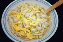 银鱼菌菇鸡蛋汤的做法
