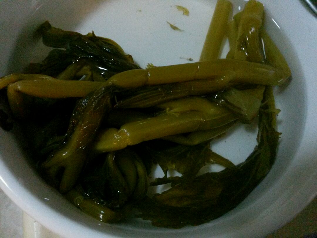 酸菜豆腐焖鸡煲的做法图解2