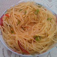 酸辣土豆丝的做法图解1