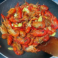 香辣甜姜小龙虾面的做法图解3