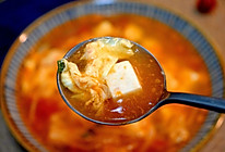 #快手又营养，我家的冬日必备菜品#番茄金针菇豆腐低脂汤的做法