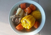 山药玉米胡萝卜排骨汤的做法
