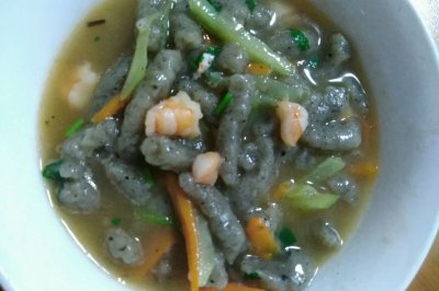 五谷杂粮鲜虾汤