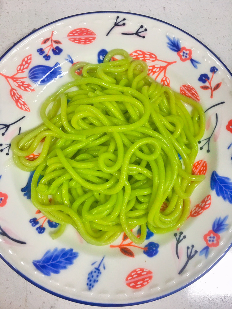 菠菜面条的做法