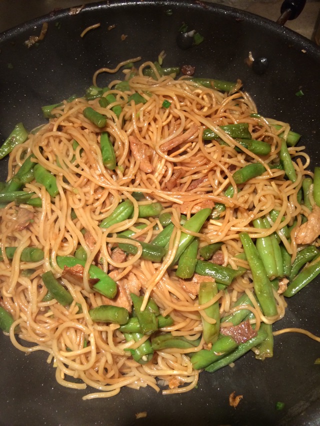 Braised noodles with lentils