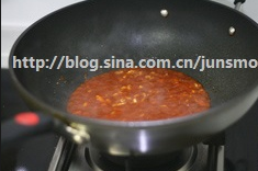 原香烧烤鸡肉比萨的做法图解3