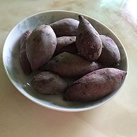 熟蒸紫薯的做法图解1