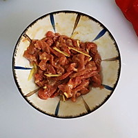 双椒小炒牛肉❤️肉嫩有技巧❗️年夜饭宴客菜
的做法图解6