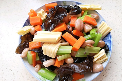 凉菜（腐竹+芹菜+胡萝卜+花生米）