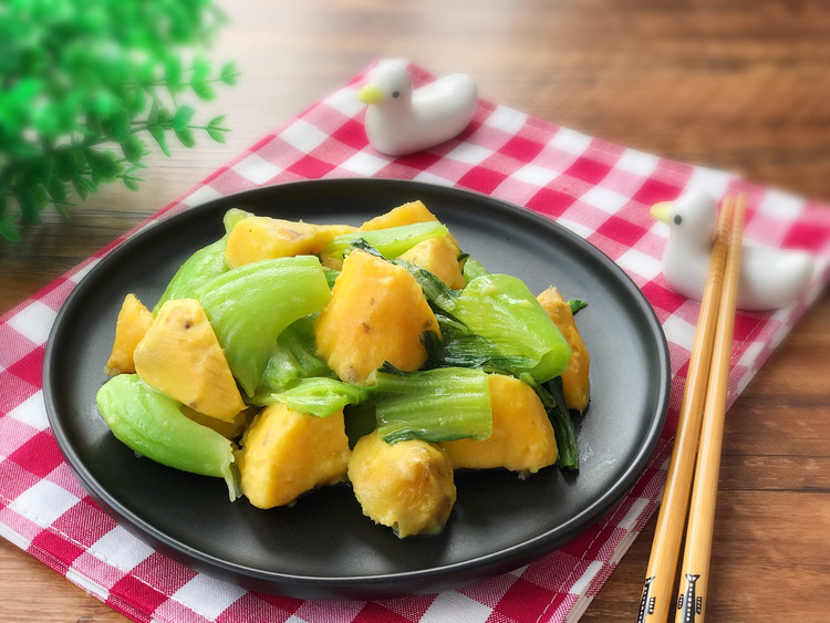 清热排毒 低脂健康 番薯焖大芥菜的做法