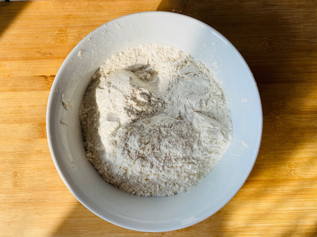 低筋面粉怎么做_低筋面粉的做法_米粒小丫头_豆果美食