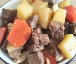 土豆红萝卜炖牛肉的做法