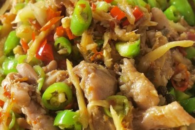鲜锅兔—自贡菜
