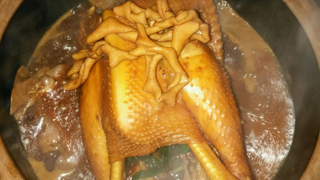 沙锅闷鸡的做法
