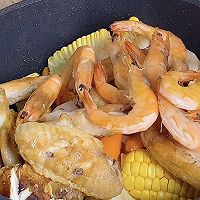 超费米饭的鲜虾鸡翅煲的做法图解7